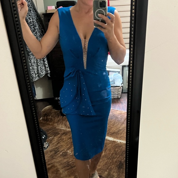 Jovani Size 4. - Picture 2 of 3